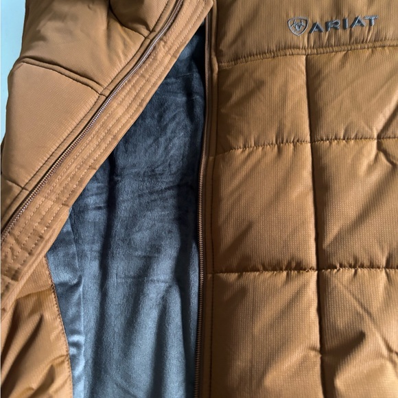 Ariat Vest
New
Mens
Large - Picture 3 of 3